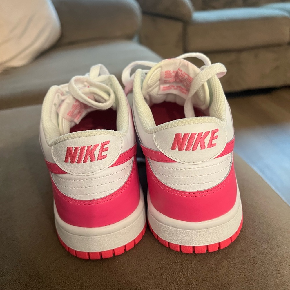 Nike Dunks - Picture 3 of 6
